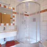 Апартаменты Komfort-apartments Zufriedenheit Лойташ